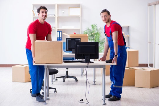 Professional moving and shifting Dubai service for homes and offices